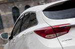 Hyundai i40 Station Wagon CRDi 2011 года (UK)